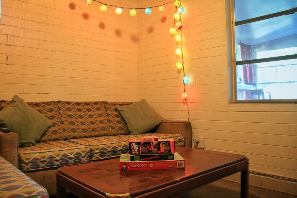 Palm Lakefront Resort And Hostel Celebration Extérieur photo
